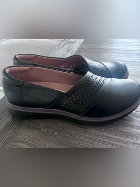 Clarks Women’s Black Certina Edge Shoes